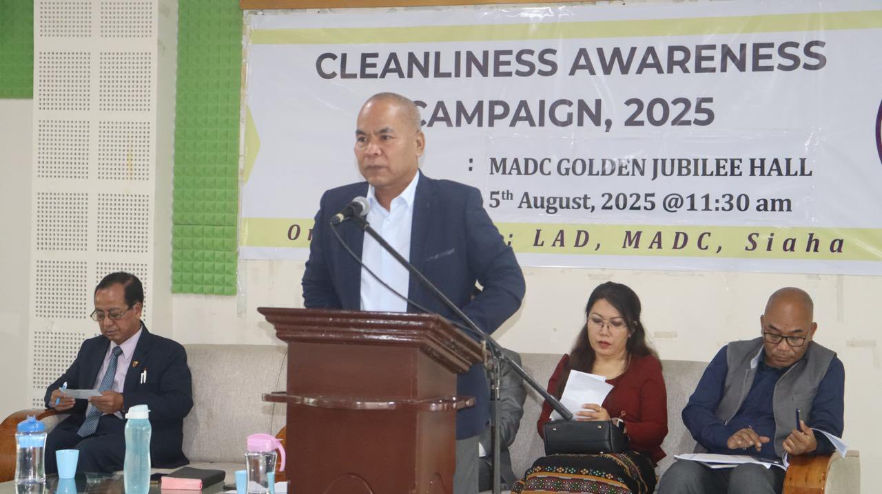 Puhpa K. Chhuabei, EM, MADC ta Cleanliness Awareness Campaign 2025 Programme hmâkhei