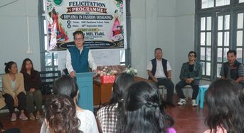 Puhpa MH. Tiabi, EM, MADC ta Felicitation Programme for Diploma in Fashion Designing Trainees hmâkhei